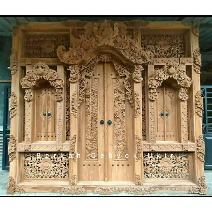 Pintu gebyok style bali kayu jati ukir Jepara_motif pintu relif ramayana